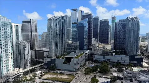 350 S Miami Avenue Miami FL 33130
