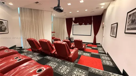 350 S Miami Avenue Miami FL 33130