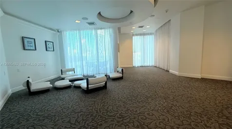 350 S Miami Avenue Miami FL 33130