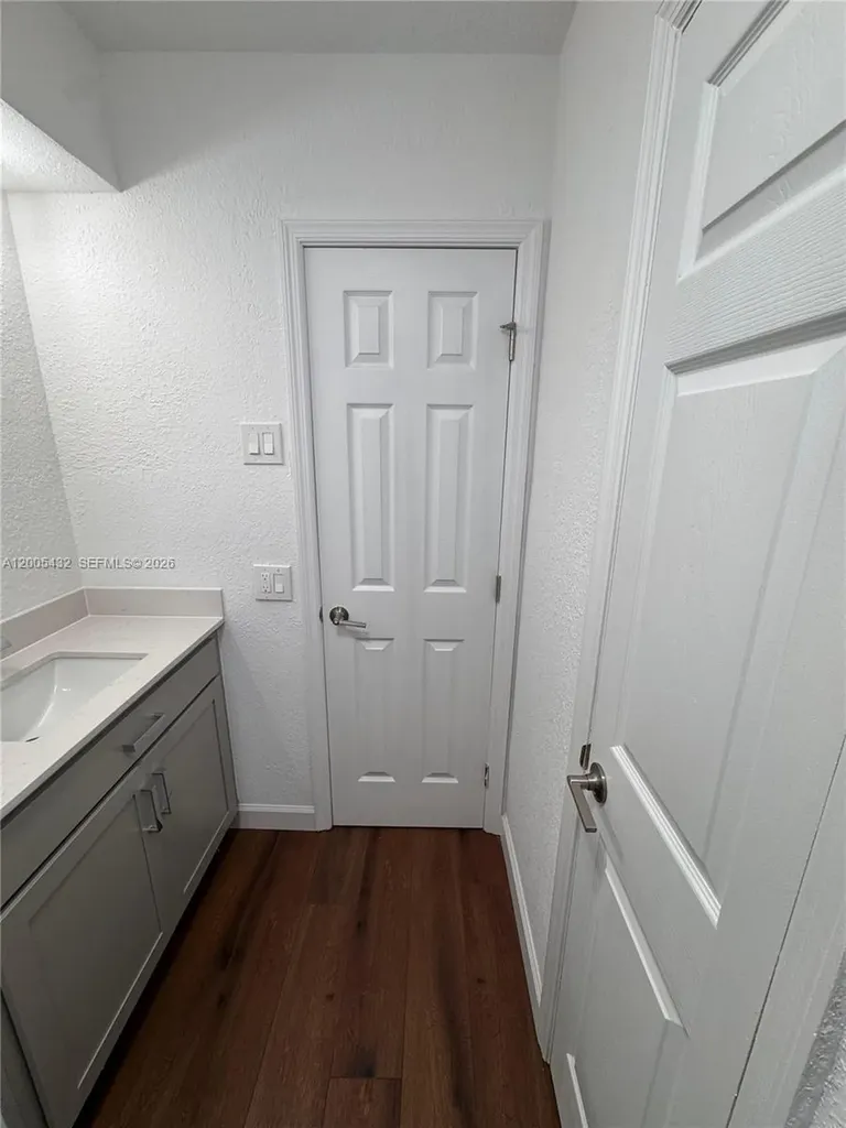 3510 Harrison Street Hollywood FL 33021