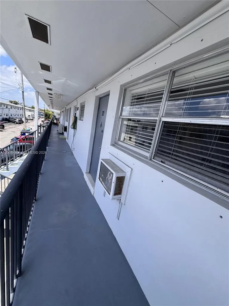 3510 Harrison Street Hollywood FL 33021