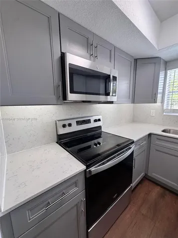 3510 Harrison Street Hollywood FL 33021