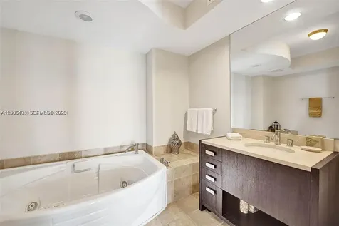 18201 Collins Avenue Sunny Isles Beach FL 33160