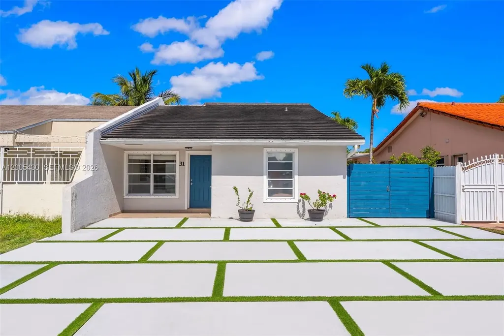 31 NW 108th Court Miami FL 33172