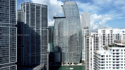 300 Biscayne Blvd Way Miami FL 33131