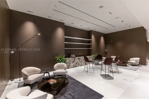 300 Biscayne Blvd Way Miami FL 33131