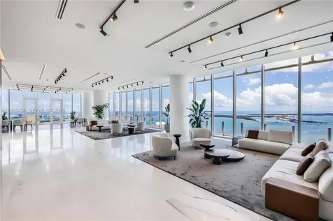 300 Biscayne Boulevard Way Miami FL 33131