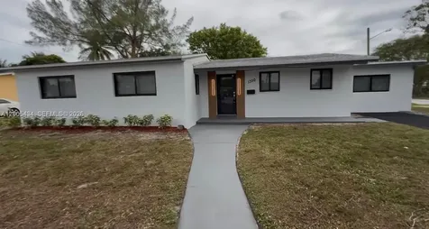 1350 NW 189th Terrace Miami Gardens FL 33169