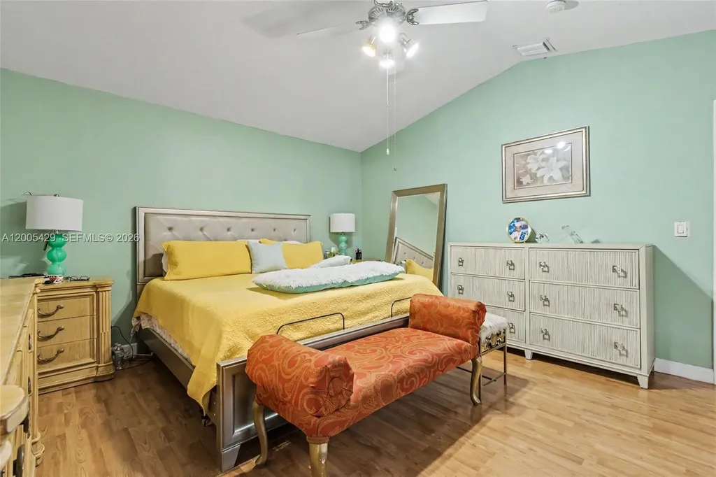 2439 NW 95th Avenue Coral Springs FL 33065