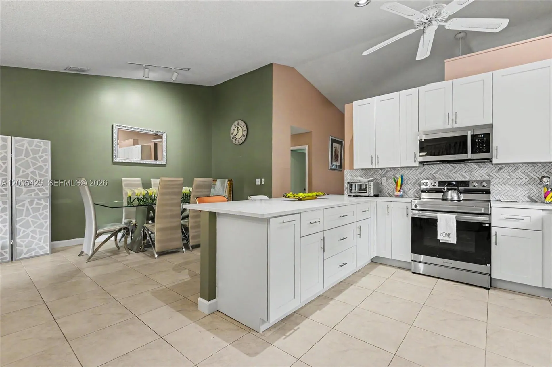 2439 NW 95th Avenue Coral Springs FL 33065