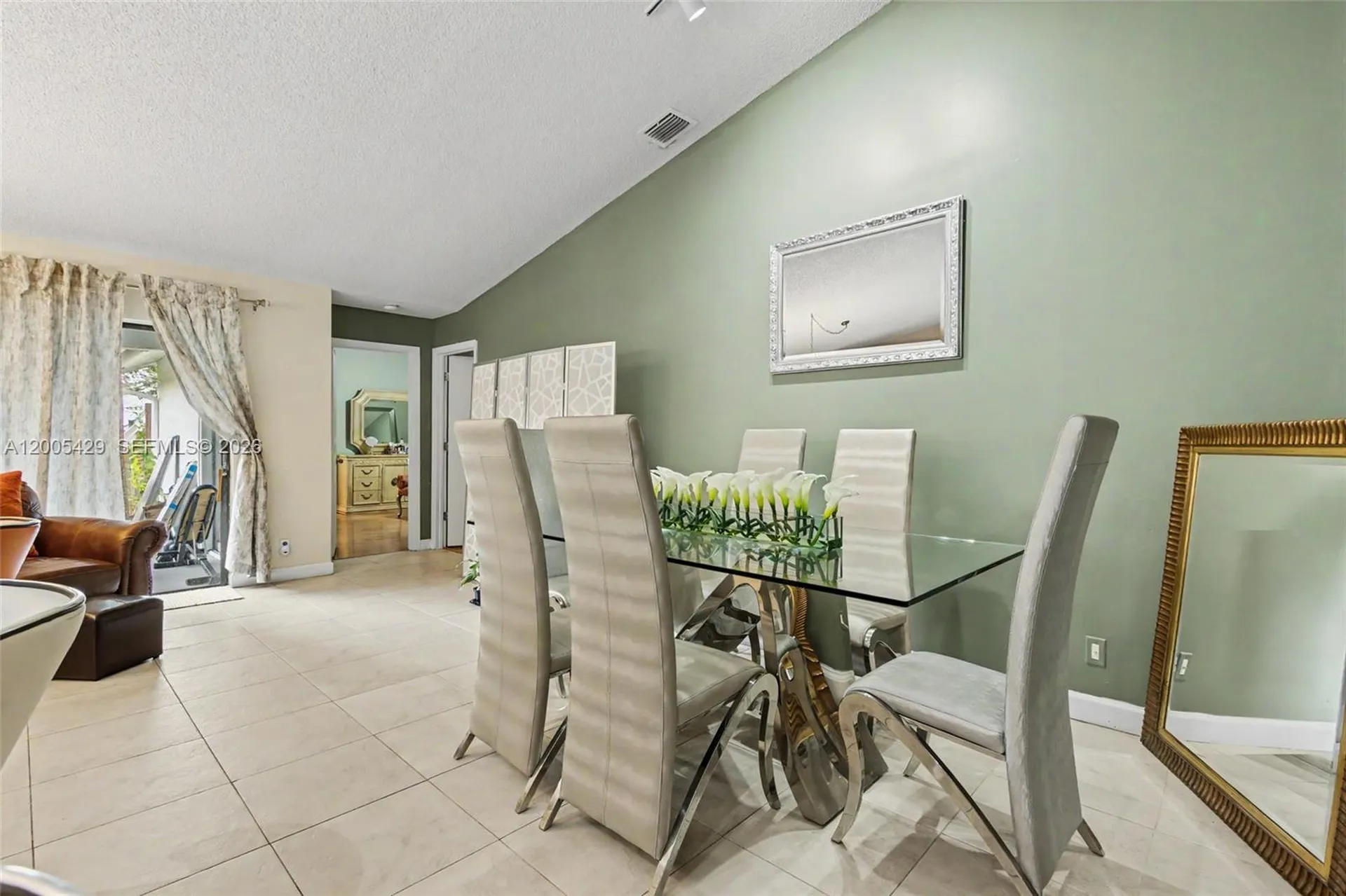 2439 NW 95th Avenue Coral Springs FL 33065