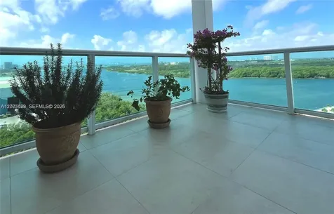 100 Bayview Drive Sunny Isles Beach FL 33160