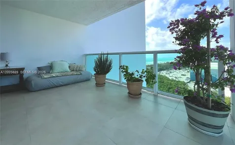 100 Bayview Drive Sunny Isles Beach FL 33160