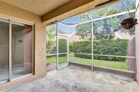 9743 Malvern Drive Tamarac FL 33321