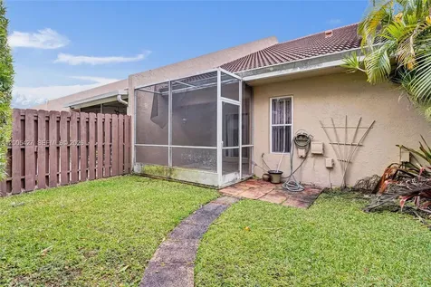 9743 Malvern Drive Tamarac FL 33321