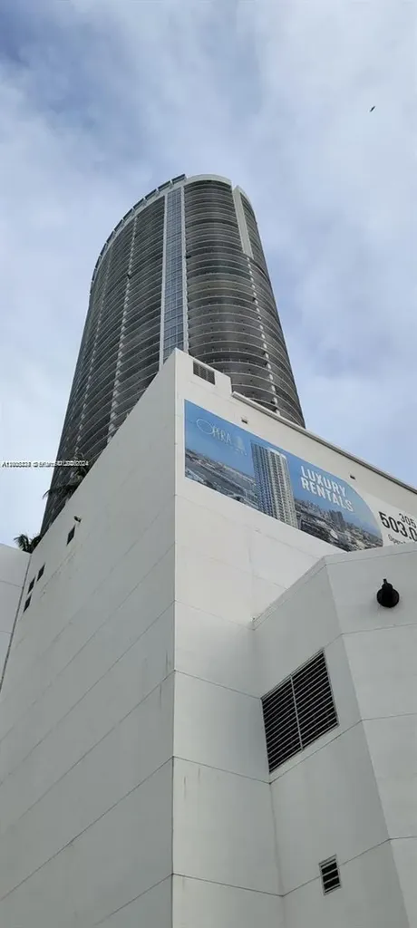 1750 N Bayshore Drive Miami FL 33132