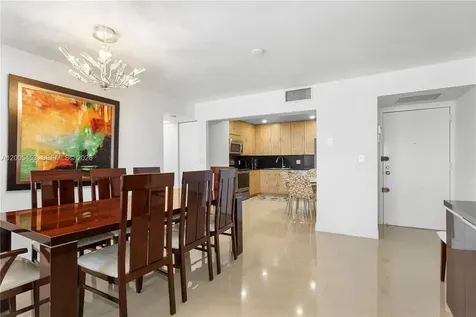 2101 S Ocean Hollywood FL 33019