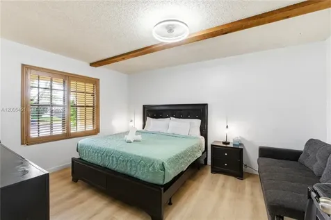 2356 NW 111th Avenue Sunrise FL 33322