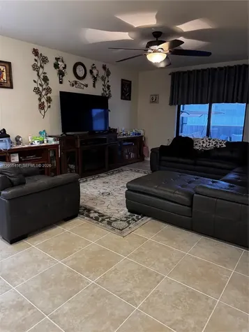 595 SE 33rd Terrace Homestead FL 33033