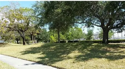 9006 SW 137th Street Miami FL 33176