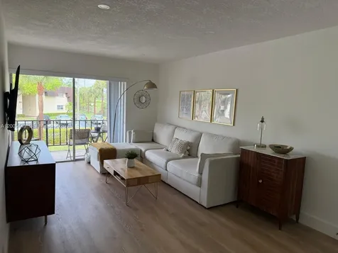 9006 SW 137th Street Miami FL 33176