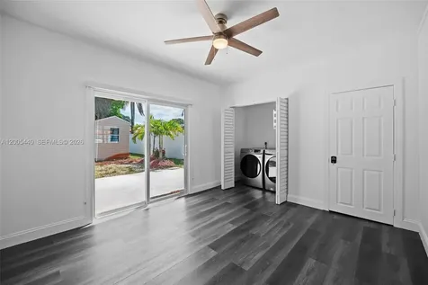 7120 SW 21st Street Miami FL 33155