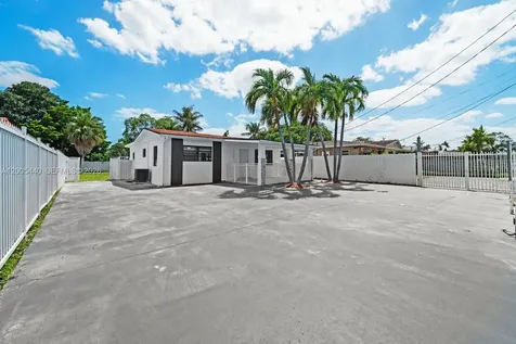7120 SW 21st Street Miami FL 33155