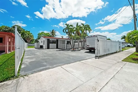 7120 SW 21st Street Miami FL 33155