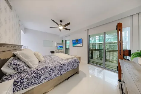 6000 Collins Avenue Miami Beach FL 33140