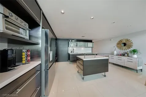 6000 Collins Avenue Miami Beach FL 33140