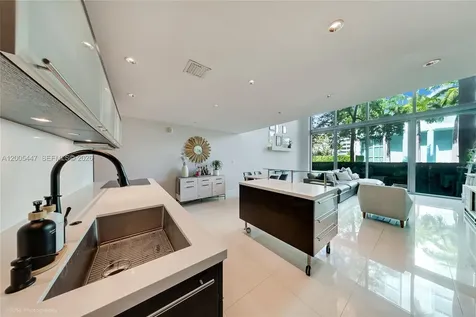 6000 Collins Avenue Miami Beach FL 33140