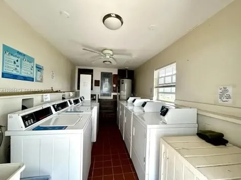 1520 Mckinley Street Hollywood FL 33020