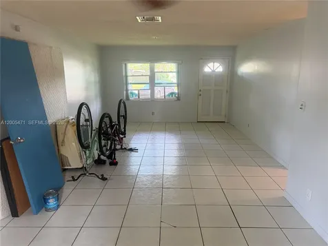 4651 SW 25th Avenue Dania Beach FL 33312