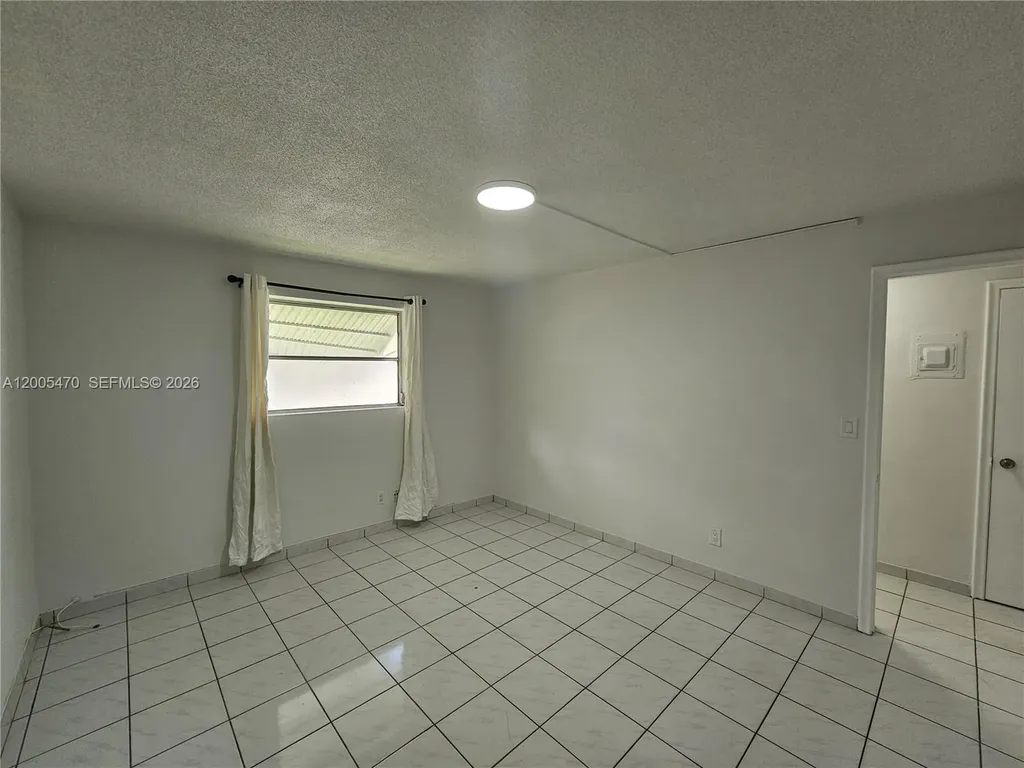1719 Wiley Street Hollywood FL 33020