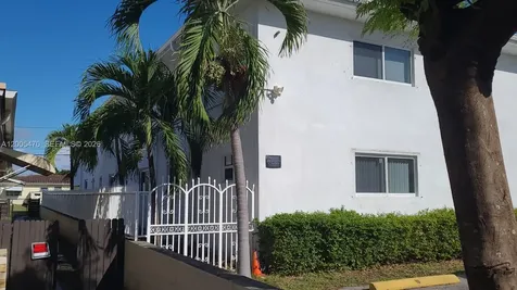 1719 Wiley Street Hollywood FL 33020