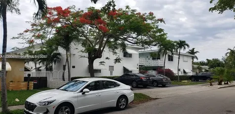 1719 Wiley Street Hollywood FL 33020