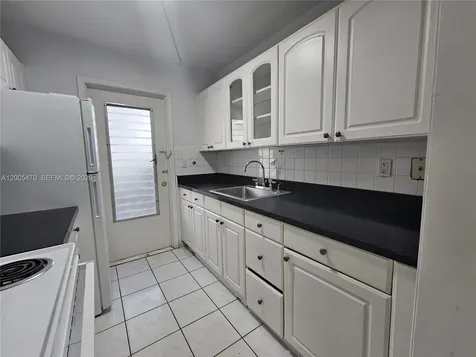 1719 Wiley Street Hollywood FL 33020