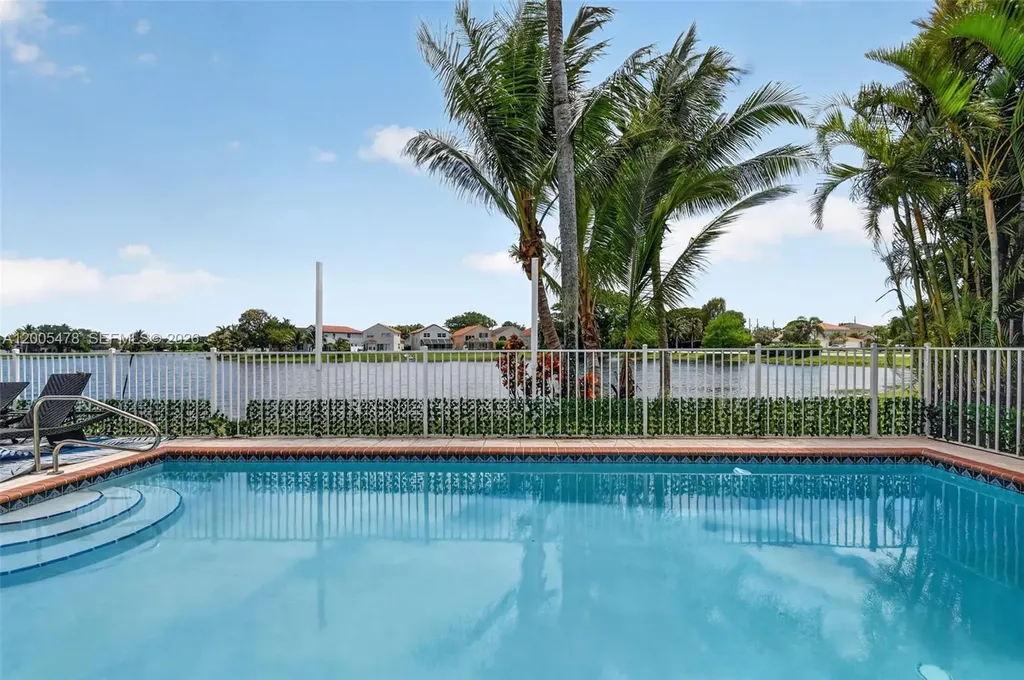 7753 Cedar Hurst Court Lake Worth FL 33467
