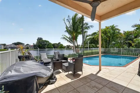 7753 Cedar Hurst Court Lake Worth FL 33467