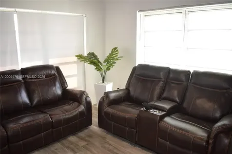 841 Hialeah Drive Hialeah FL 33010