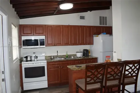 841 Hialeah Drive Hialeah FL 33010