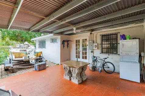 14601 NW 10th Avenue Miami FL 33168
