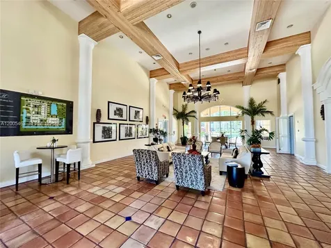 215 SW 117th Terrace Pembroke Pines FL 33025