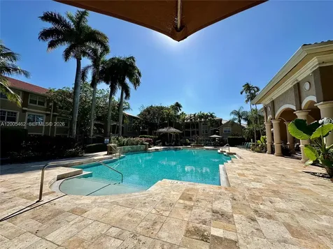 215 SW 117th Terrace Pembroke Pines FL 33025