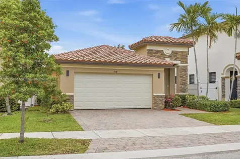 3518 W 86th Terrace Hialeah FL 33018