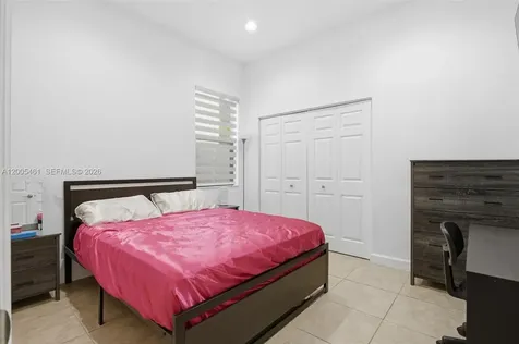 3518 W 86th Terrace Hialeah FL 33018