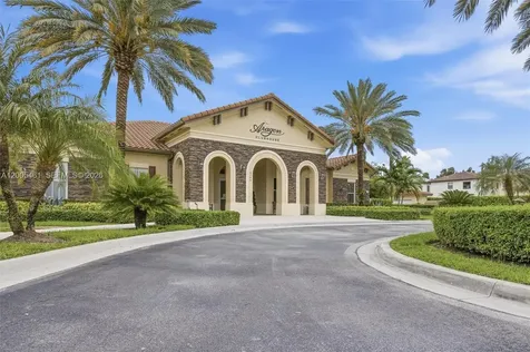 3518 W 86th Terrace Hialeah FL 33018
