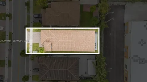 3518 W 86th Terrace Hialeah FL 33018
