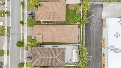 3518 W 86th Terrace Hialeah FL 33018