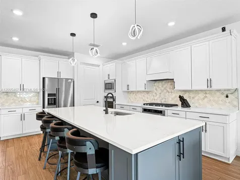 4569 N Silverwood Lane Oakland Park FL 33309